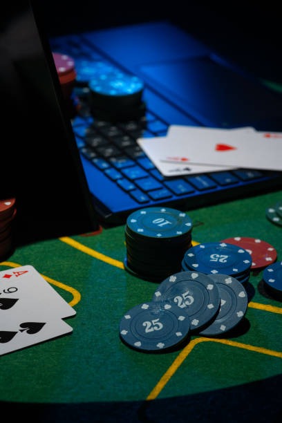 jpkuy99 mobile app showing esports markets and live casino tables side by side